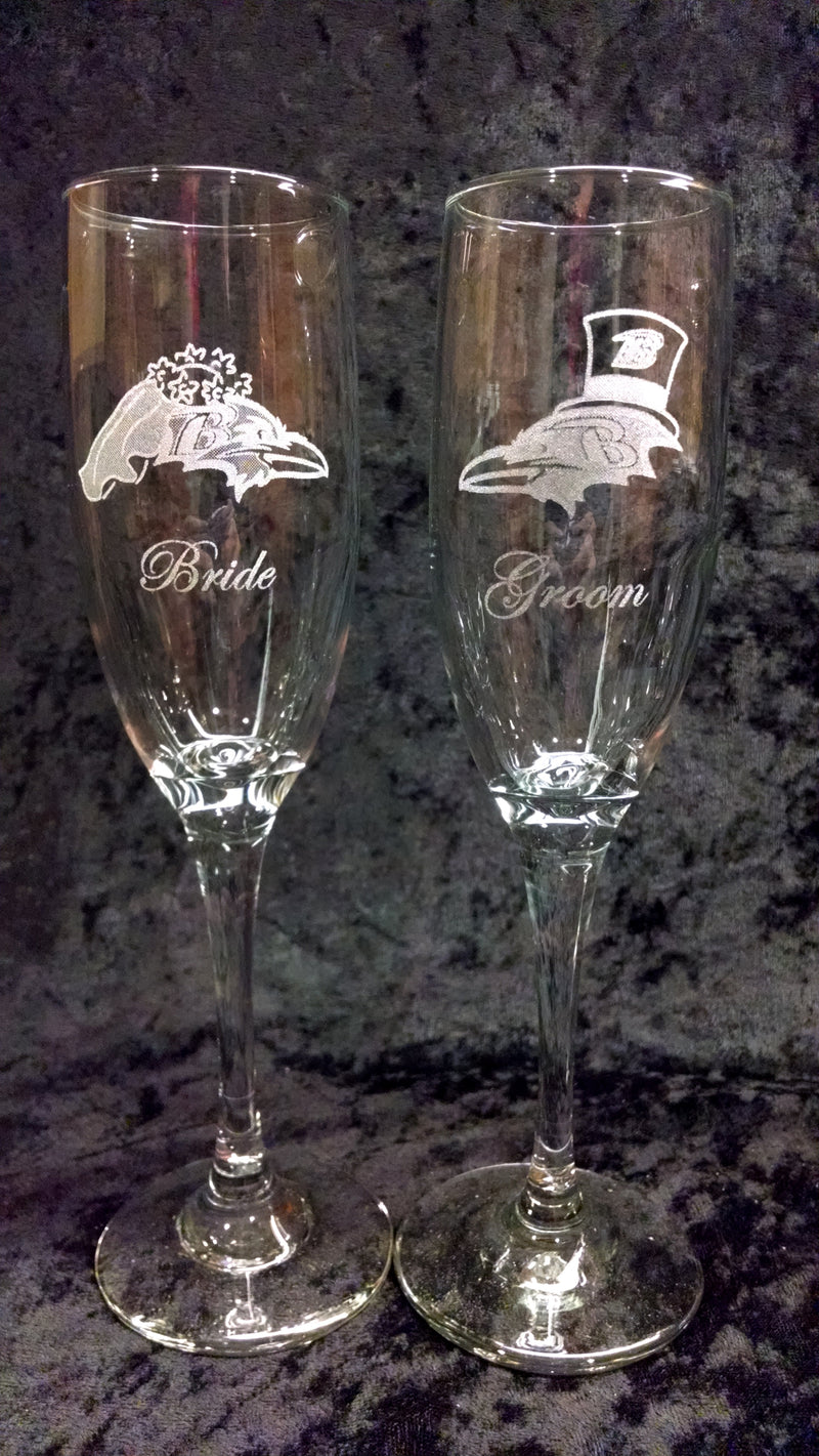 Custom Wedding Wine Glasses set of TWO Pair Engraved Vina 